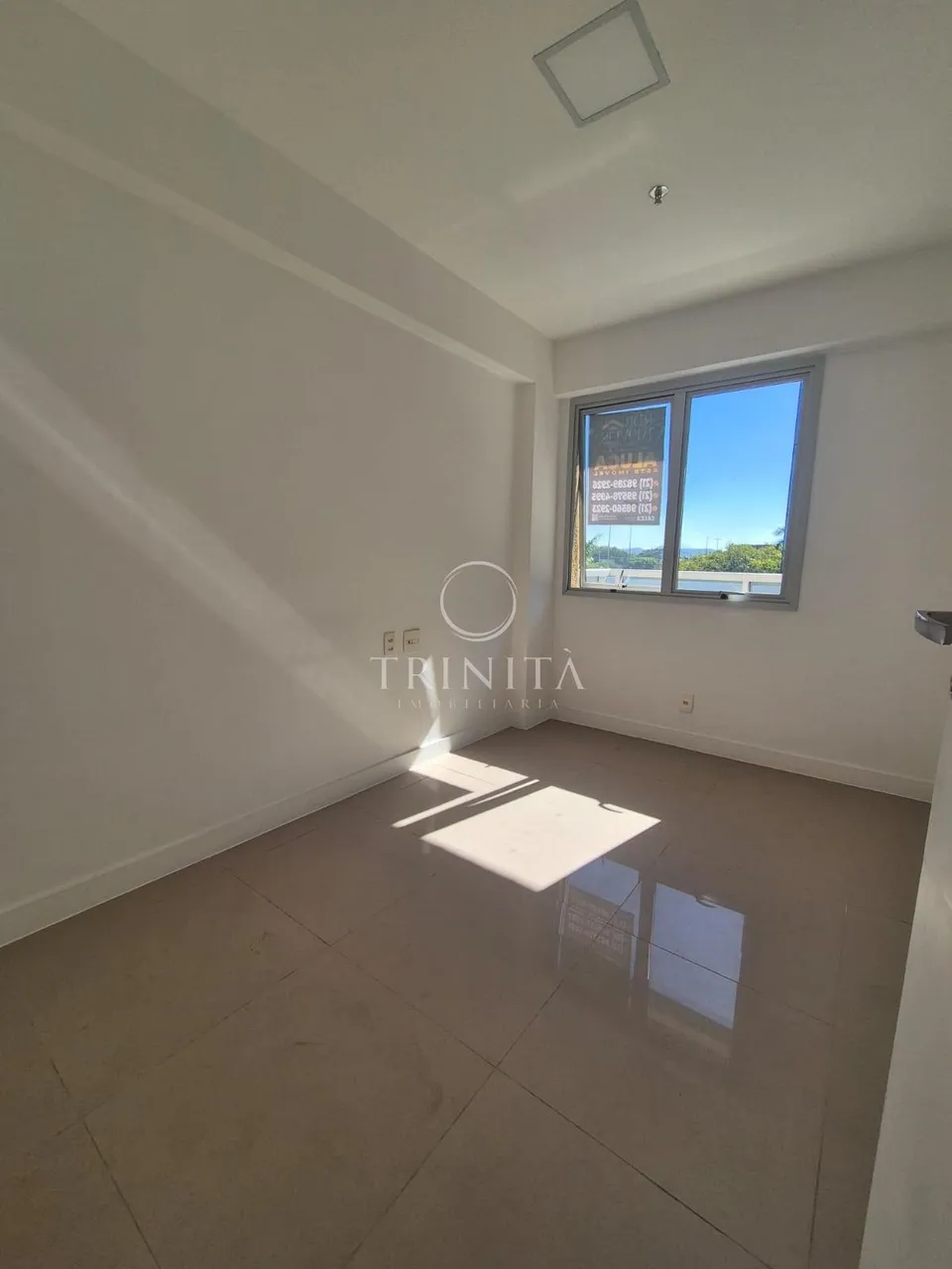 2-bedroom 2-bath apartment with open-plan kitchen and balcony — photo 15