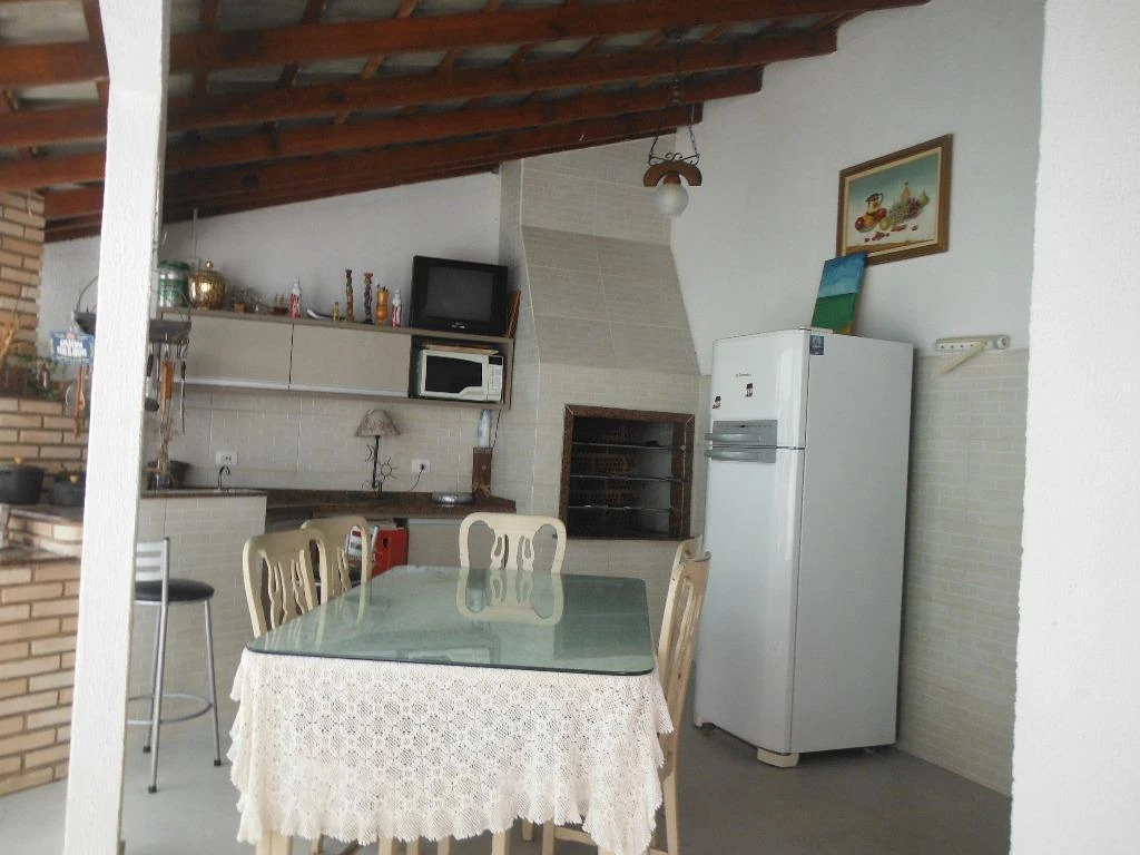 Casa mobiliada com 4 suítes e cozinha em conceito aberto — photo 18