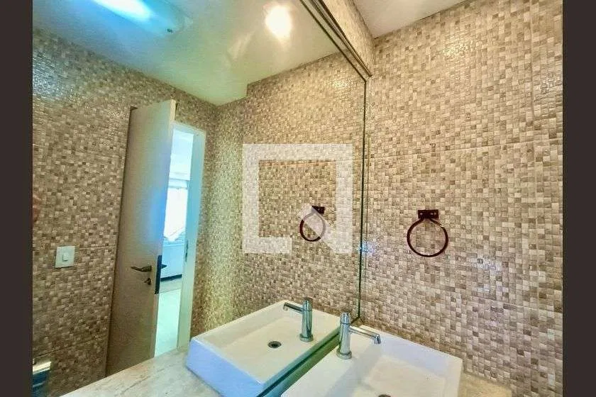 Apartamento de 4 quartos com cozinha integrada e 280 m² — photo 25