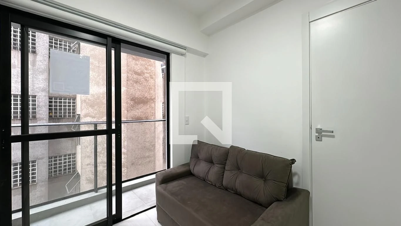 Furnished one-bedroom, 18 m² house in Curitiba — photo 13