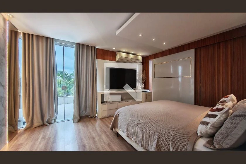 House, 430 m², with a private pool — photo 2