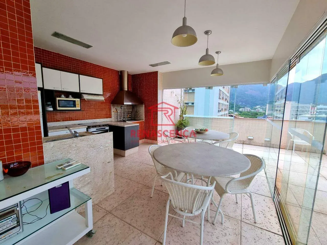 Furnished apartment with 3 bedrooms, 4 bathrooms and 2 parking — photo 22