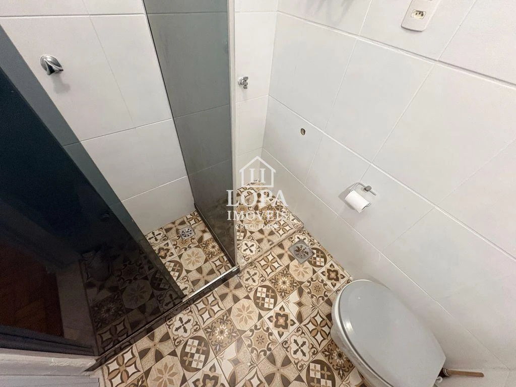 Apartamento com piso de madeira ou laminado, Centro — photo 6