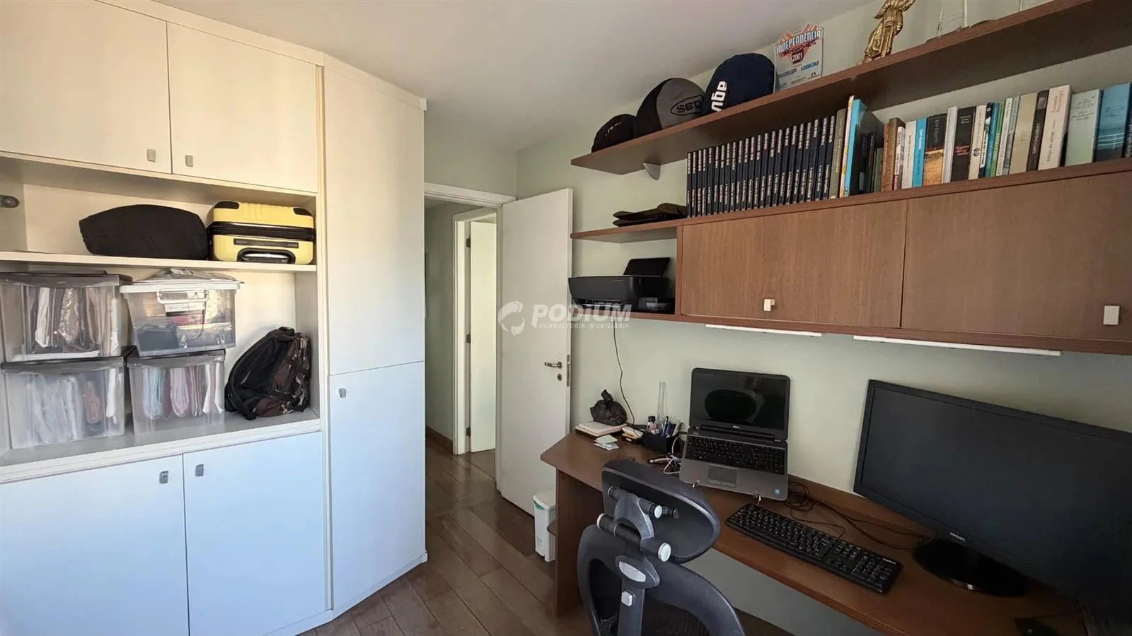 Apartamento mobiliado com 3 quartos e 168 m² — photo 2