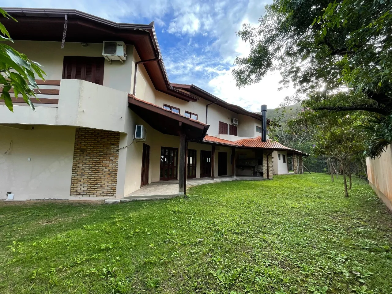 House with 4 bedrooms and 1 en-suite, 600 m² — photo 66