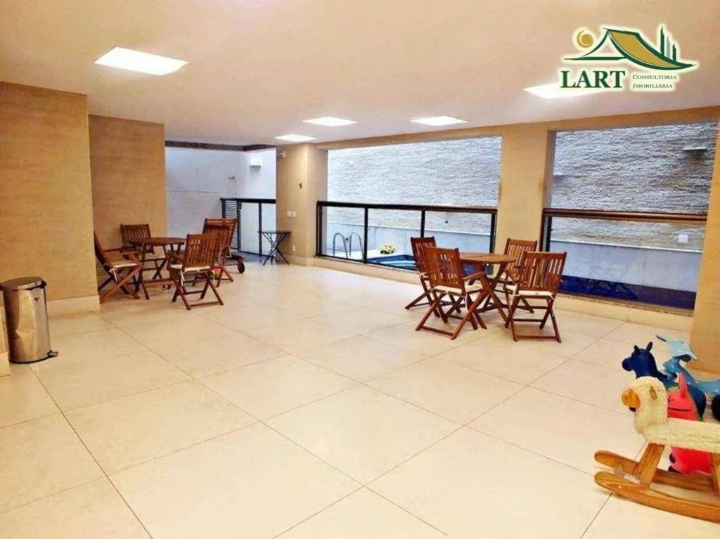 Apartamento sem mobília com 4 dormitórios e varanda — photo 32