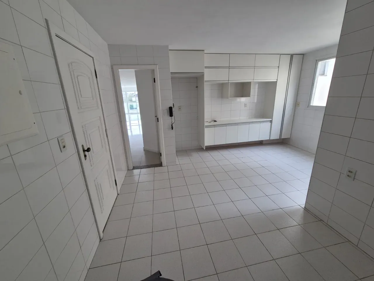 3-bedroom apartment with a home office in Rio de Janeiro — photo 10
