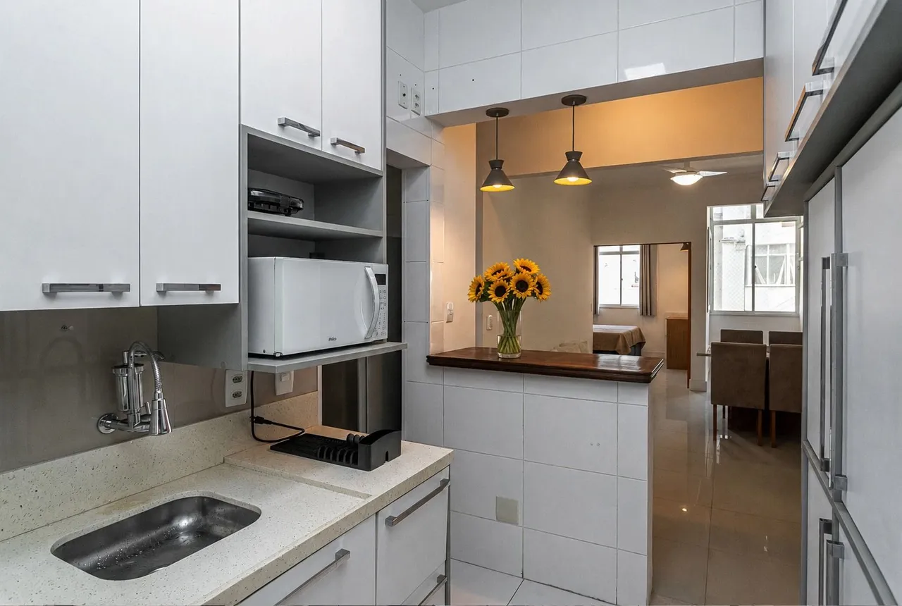 Furnished 2-bedroom apartment with 2 bathrooms — photo 4