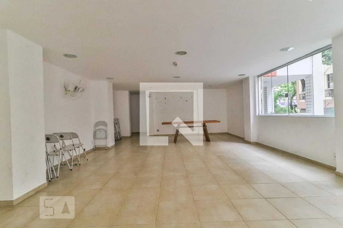 3-bedroom apartment with a bathtub — photo 51