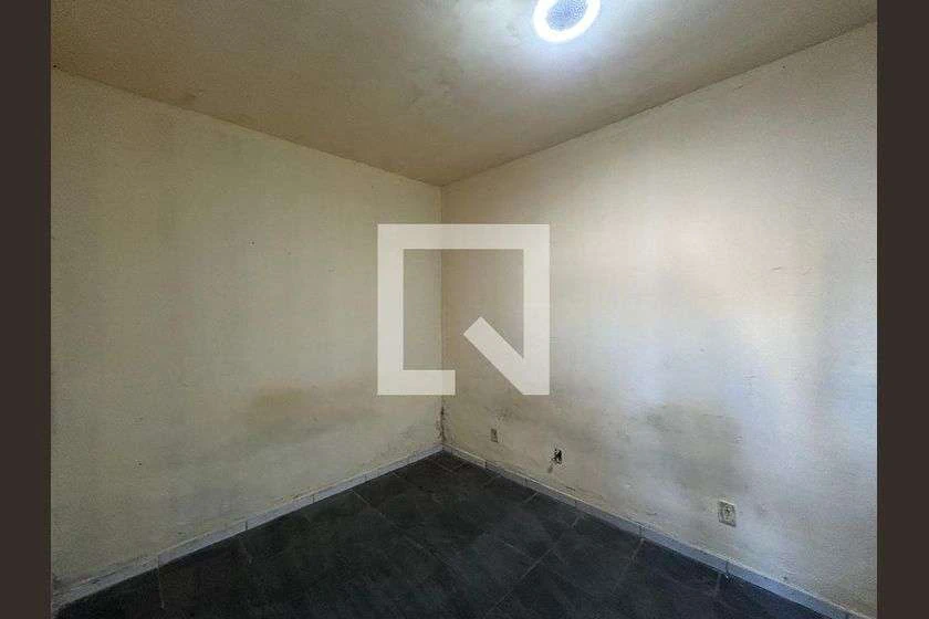 26 m² studio with a separate, closed-off kitchen — photo 18
