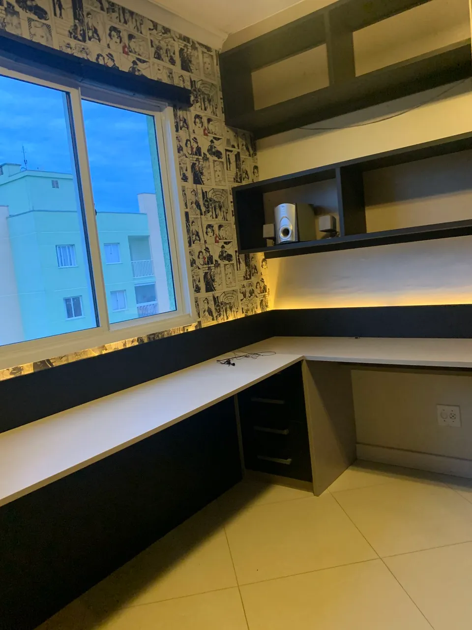 Furnished apartment with 2 bedrooms and open-plan kitchen — photo 18