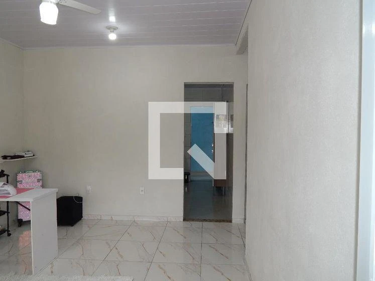 128 m² house with a home office and a washing machine