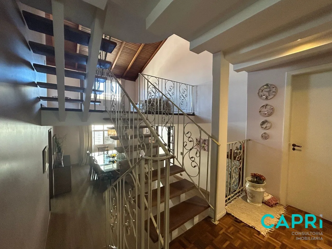 House with 4 bedrooms and a private BBQ — photo 6