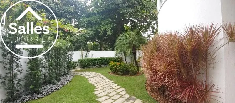 Casa sem mobília com 4 quartos, 5 banheiros e varanda — photo 14