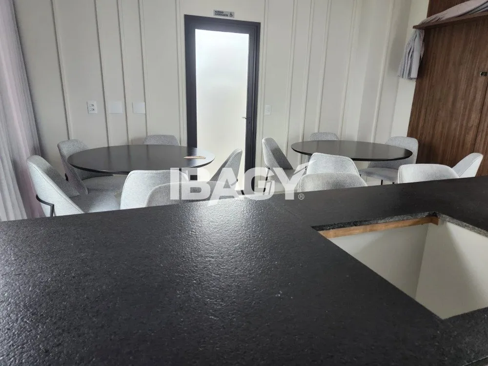 Furnished 35 m² studio with 1 bedroom and 1 bathroom — photo 31