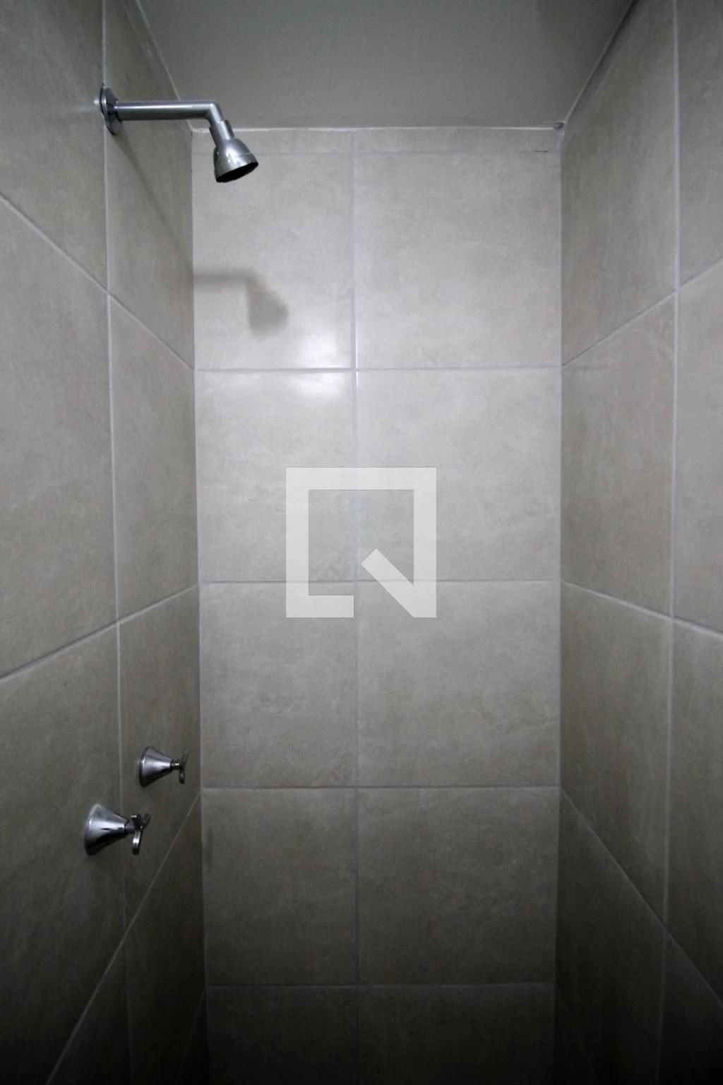 Квартира з 2 кімнатами та ванною в санвузлі — photo 2