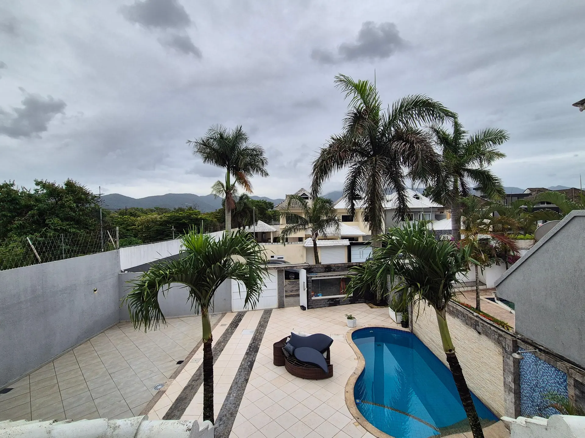 Furnished house, 400 m², with a dishwasher — photo 117