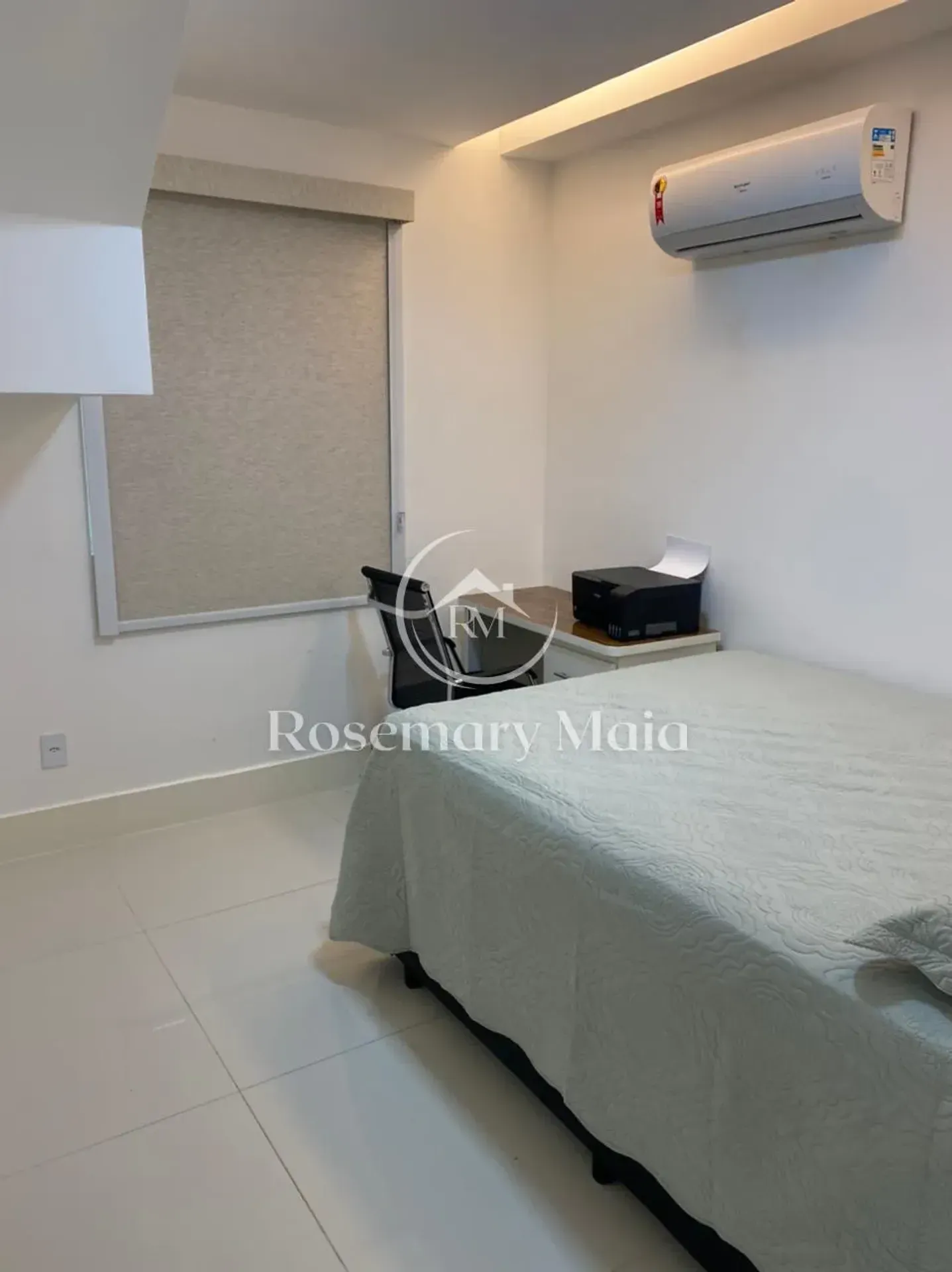 Furnished house with 4 bedrooms and 360 m² — photo 32