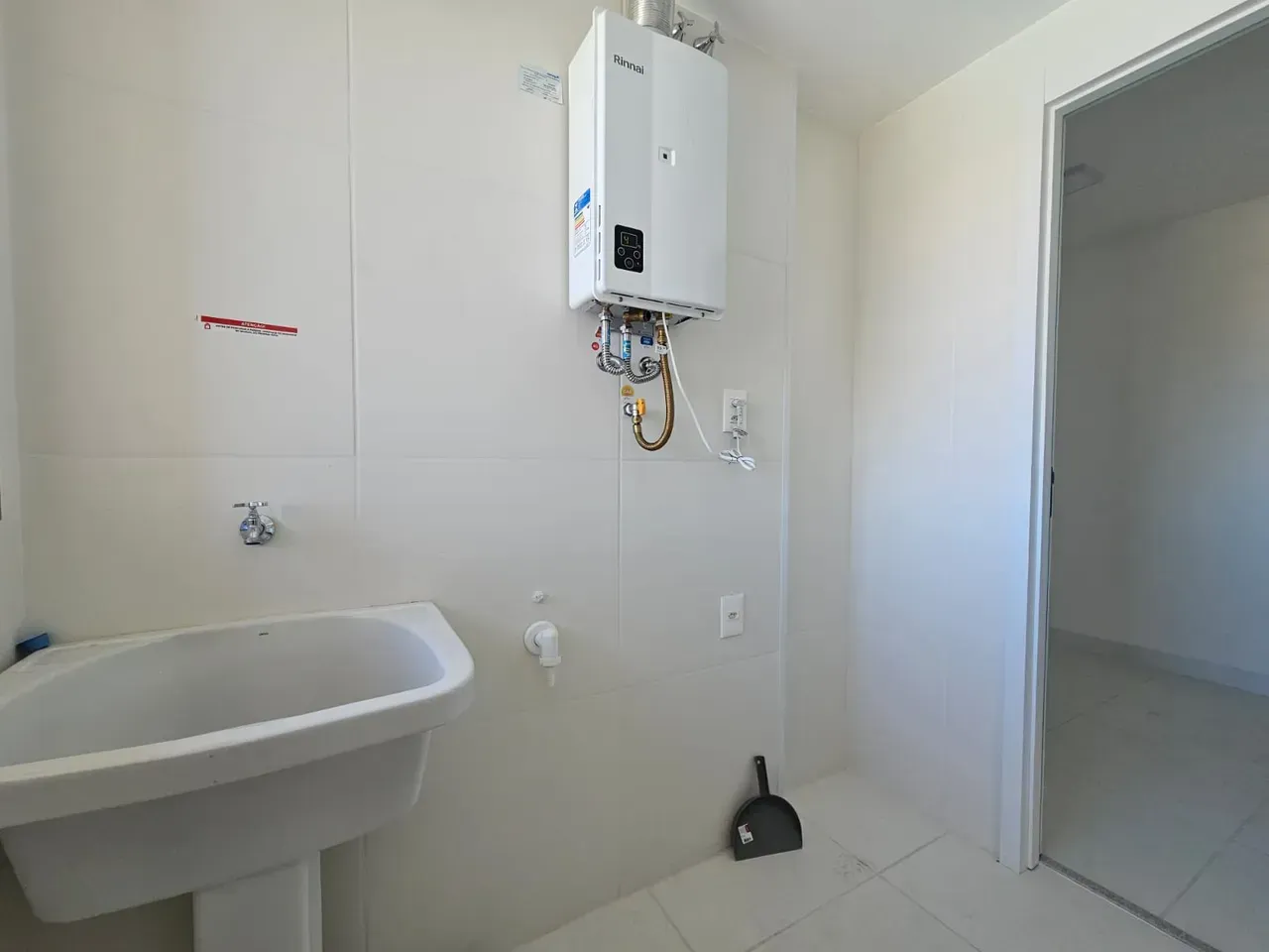 Apartamento mobiliado com 4 quartos e 5 banheiros — photo 59