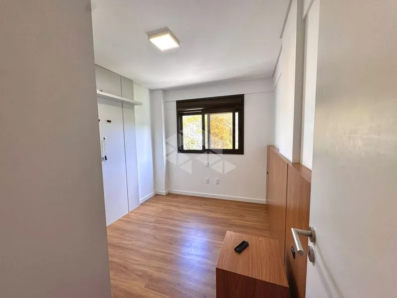 2-bedroom apartment with a washing machine in Florianópolis — photo 5