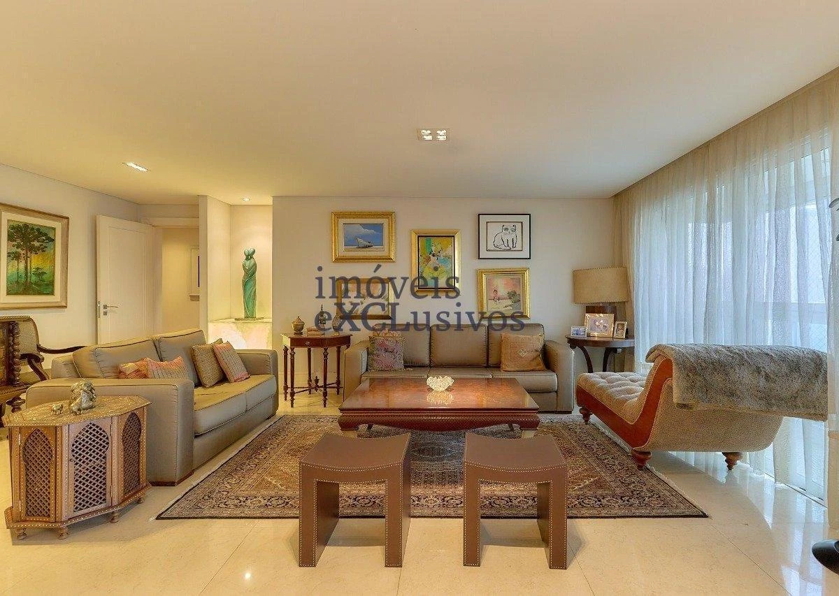 Furnished 240 m² apartment with 3 en-suites — photo 11