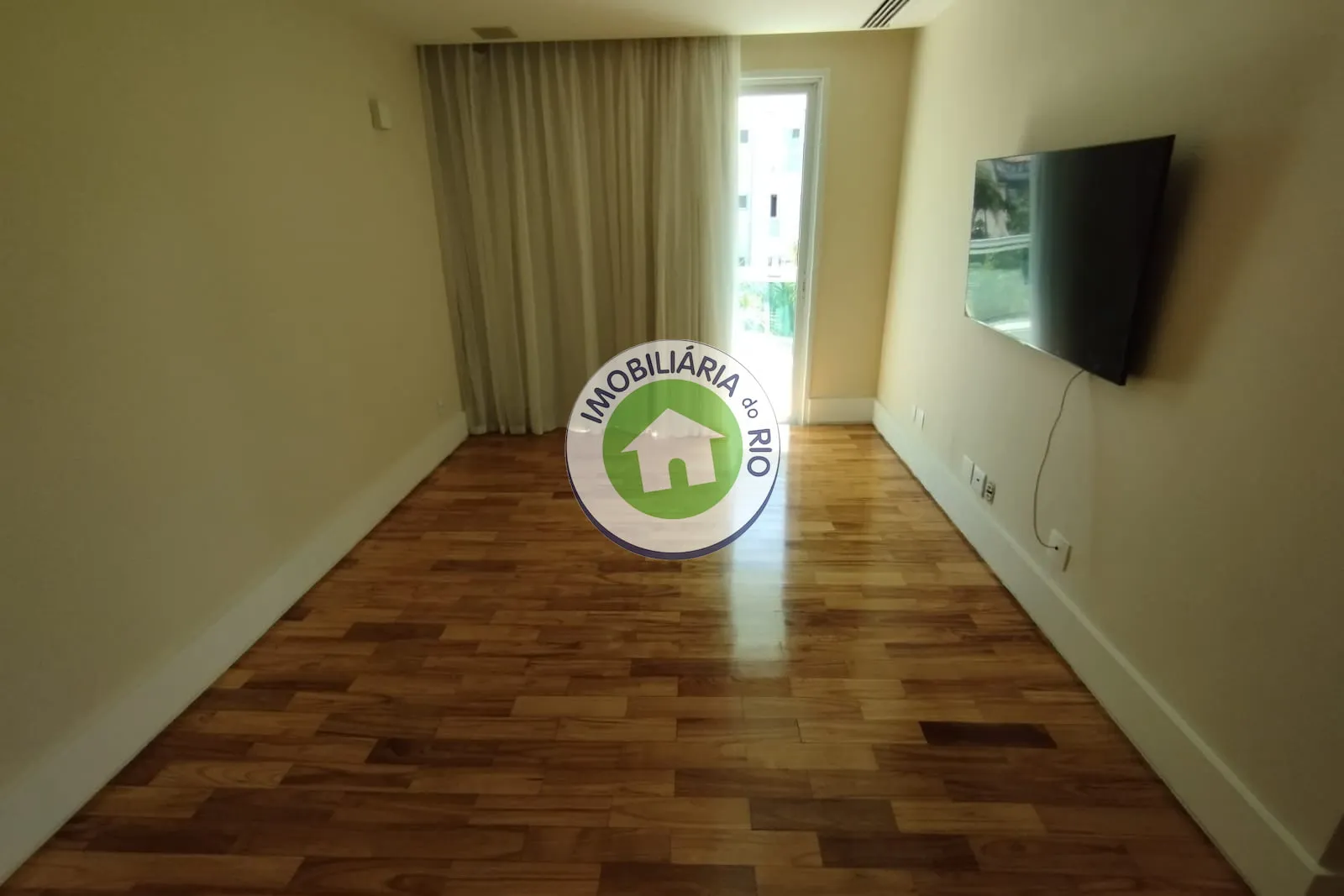 4-bedroom apartment with 5 bathrooms and 5 parking spots — photo 28