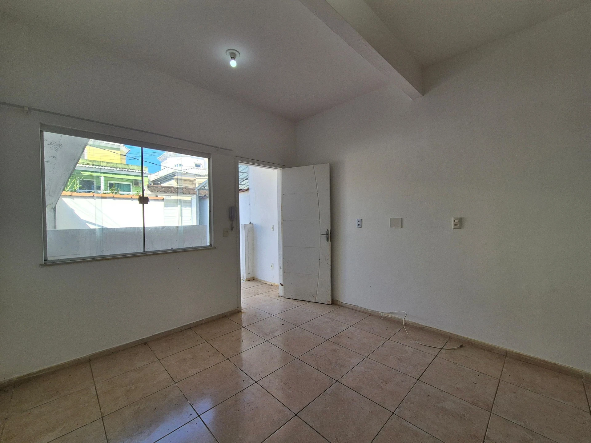 2-bedroom apartment with an open-plan kitchen — photo 4