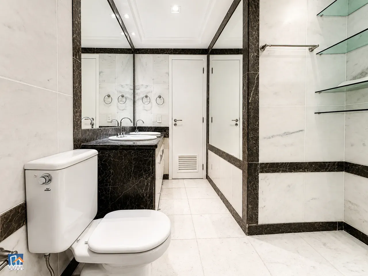 Apartamento de 4 quartos com 315 m² e varanda envidraçada — photo 25