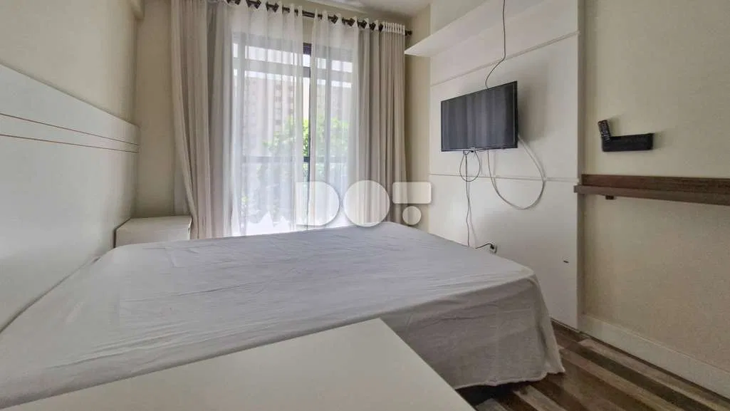 One-bedroom apartment with a washing machine in Curitiba — photo 7