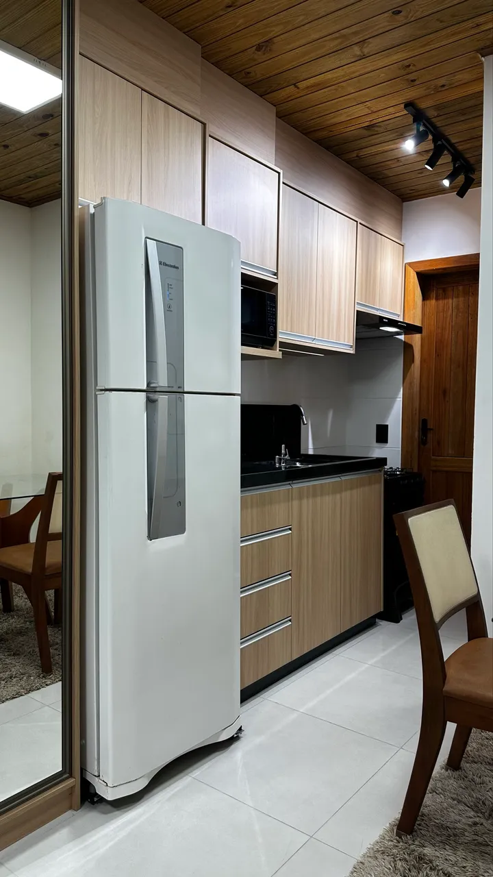 Furnished loft with 1 bedroom and open-plan gas kitchen — photo 8
