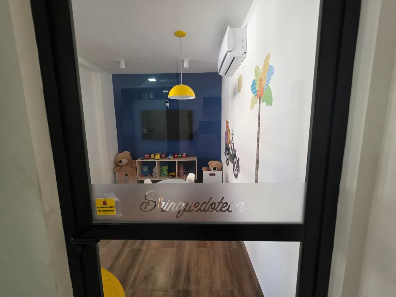 Furnished apartment, 57 m², with a grill on the balcony — photo 23
