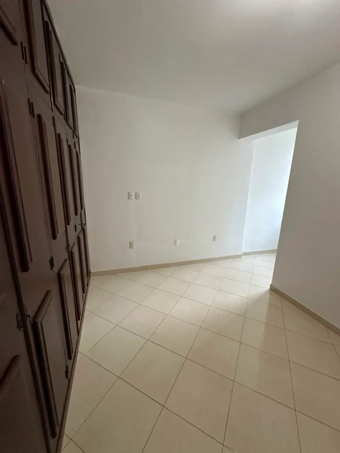 Apartment with 2 bedrooms, 2 bathrooms and balcony — photo 17