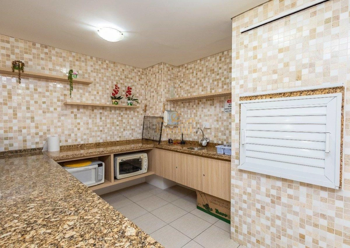 2-bedroom apartment with a dishwasher in Curitiba — photo 17