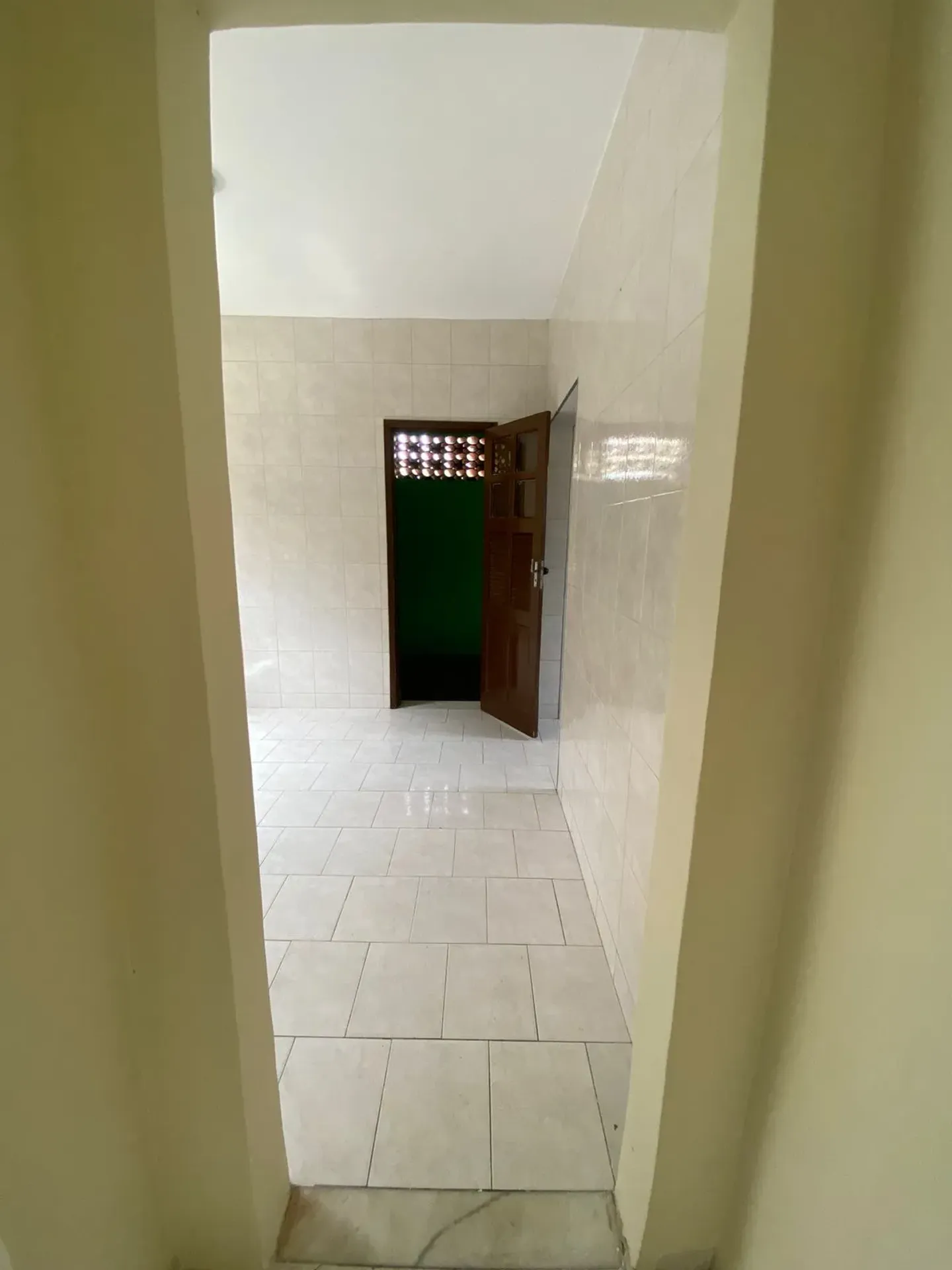 Casa sin muebles con 2 dormitorios y balcón — photo 27