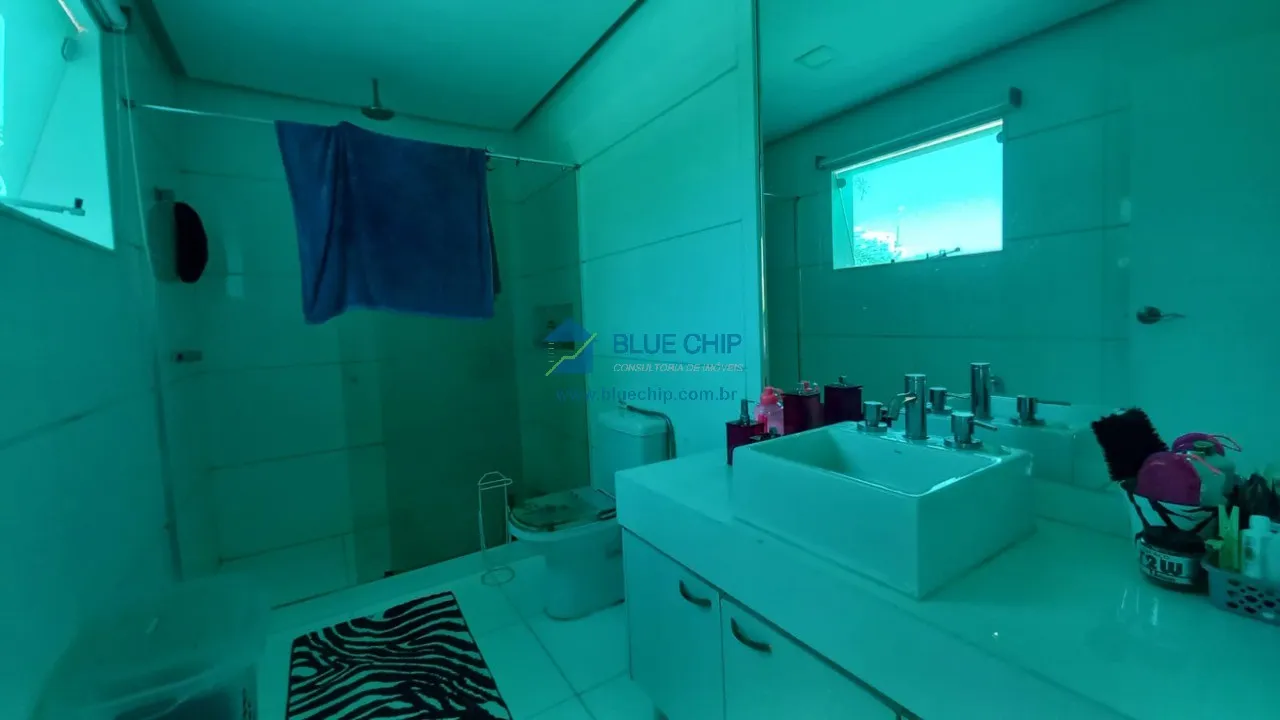 Unfurnished house for rent with 5 suites and a balcony — photo 15