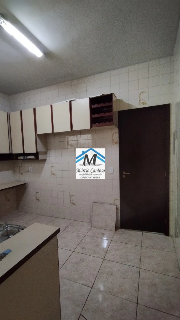 1-bedroom apartment with enclosed kitchen and gas — photo 18