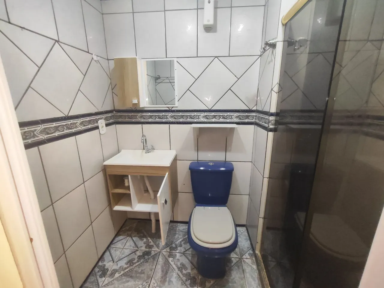 2-bedroom apartment with pool and 24h concierge — photo 7