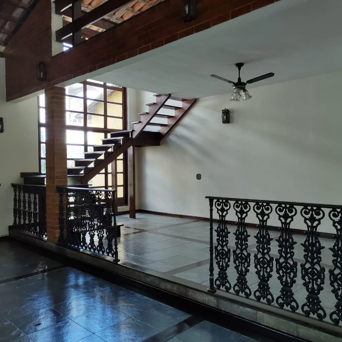 Casa térrea sem mobília com 4 quartos e 6 banheiros — photo 14