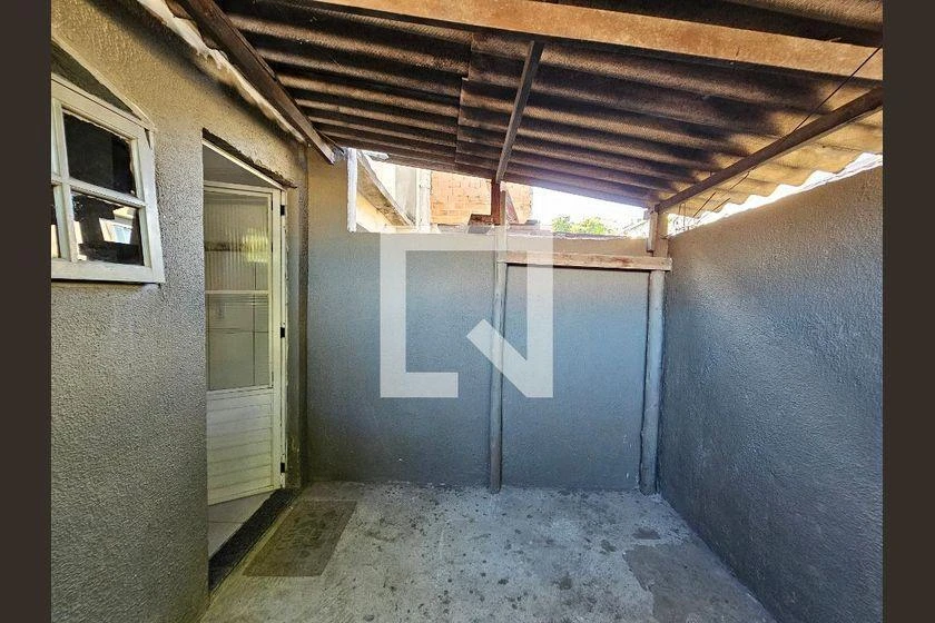 Casa para aluguel com 2 quartos e 100 m² — photo 30