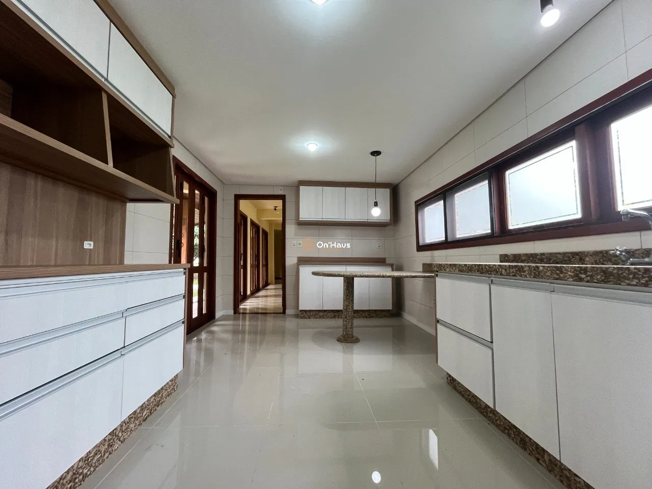 Casa para locação com varanda e jardim privativo — photo 2