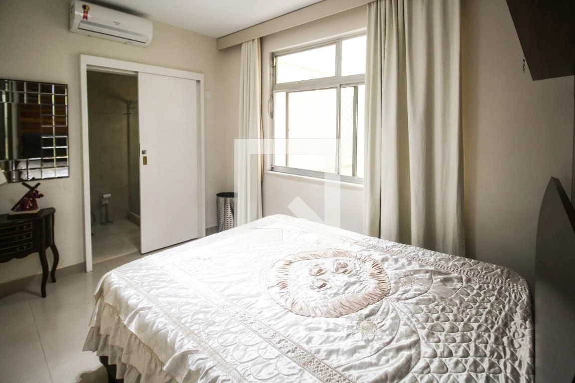 Washing machine in a 3-bedroom apartment, 136 m² — photo 3