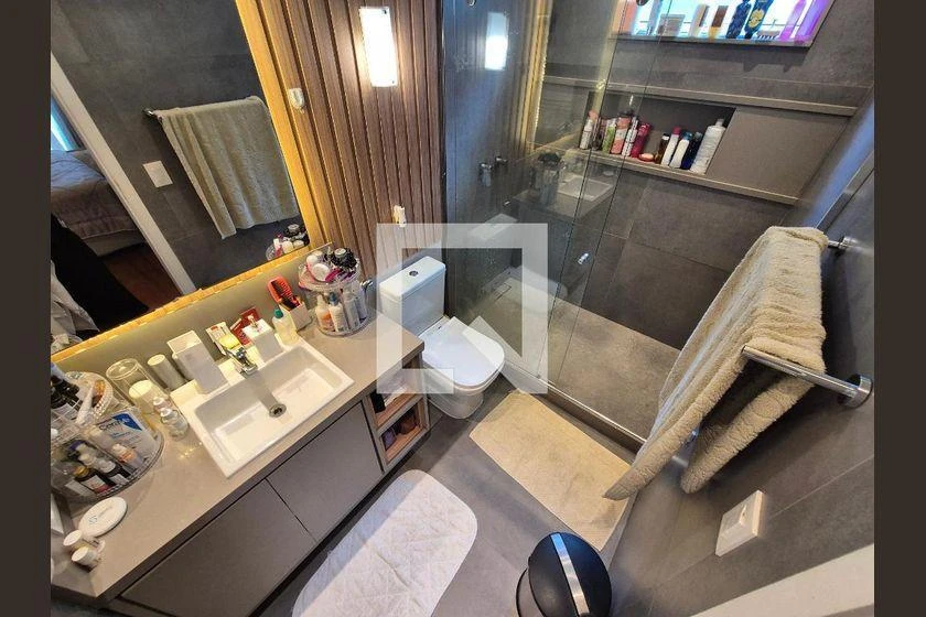 Home office in a 4-bedroom house, 373 m² — photo 17
