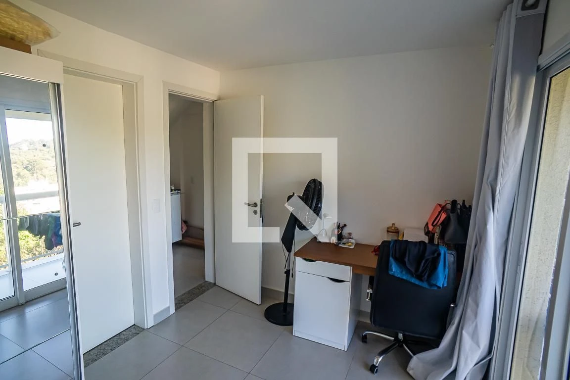 Casa mobiliada, 120 m², com janelas do piso ao teto — photo 33