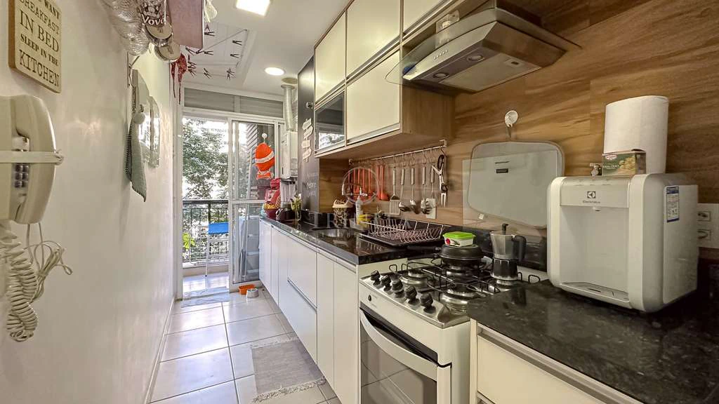 Furnished 2-bedroom apartment with en-suite and parking — photo 28
