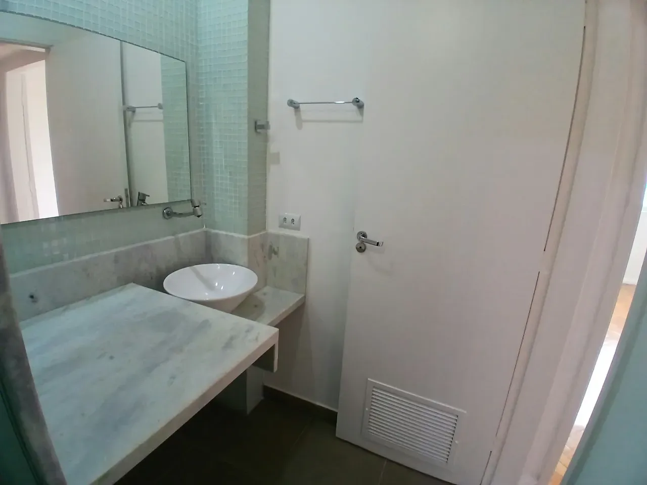 Apartment, 42 m², with a mountain view — photo 19
