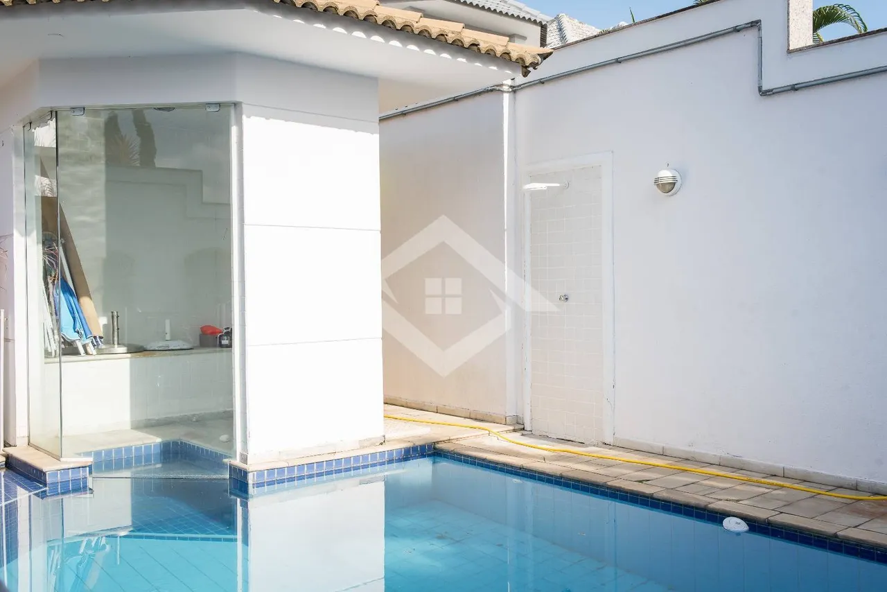 Triplex house 360 m² with 5 bedrooms and balcony grill — photo 18