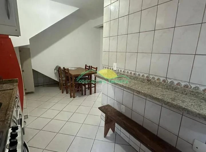 Furnished 30 m² studio with open-plan gas kitchen — photo 9