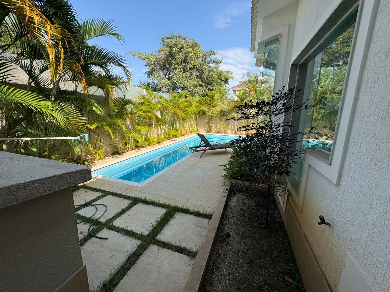 Furnished 6-suite house with 640 m² and 4 parking — photo 49