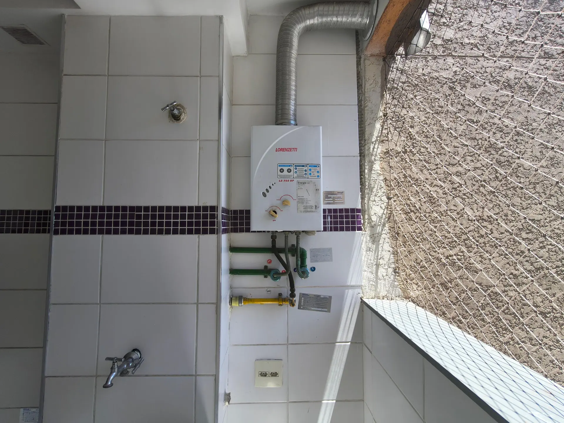 Apartamento para alugar com 2 quartos e 1 banheiro — photo 13