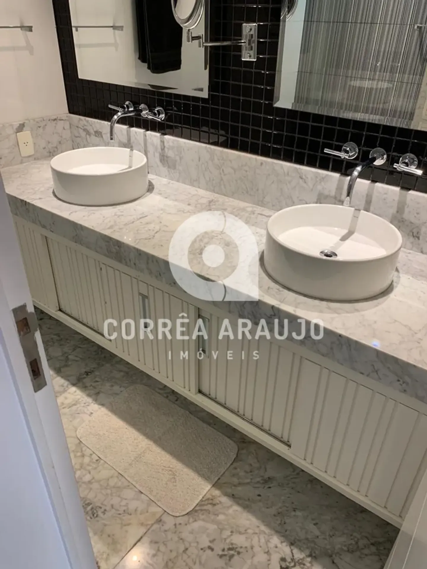 Apartamento sem mobília com 2 quartos e 97 m² — photo 24